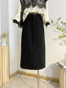 Corduroy Skirt for Women Fall and Winter Mid-Length Skirt Retro Elegant Slim Looking Back Slit High Waist Straight Dress Black