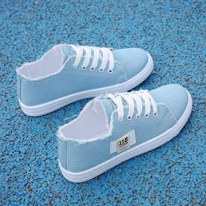 Spring Summer 2024 Womens Canvas Sneakers Breathable Flat Bottom Student Shoes Versatile Trendy Board Shoes Casual Fashion
