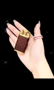 BẬT LỬA CỐI XĂNG ĐÁ BỌC DA VÂN CARO (CÓ HỘP) - (XÀI XĂNG)