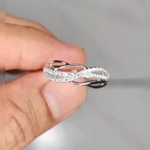 Girlie ACC - Cincin Rhodium Wanita | Desain Infinity Elegan & Mewah | Permata Zirconia