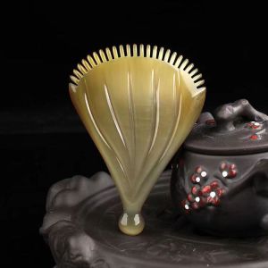 Shiatsu Comb Facial Gua Sha Comb Cow Horn Fan Shape Point Therapy Comb Head Massage Comb Stroking Comb Beauty Tool