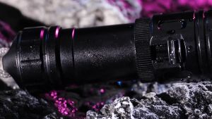 HaixnFire DV30: Compact & Lightweight Dive Lamp for Underwater Adventures