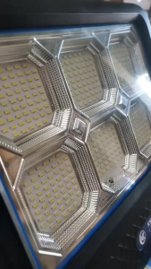 KKSKY【1แถม 1】ไฟโซล่าเซลล์ 300W 500W 1000W โซล่าเซลสปอตไลท์ ไฟกลางแจ้ง solar light ไฟฟลัดไลท์ กันน้ำIP68 โซล่าเซลล์ รับประกันความสว่างนาน 10-15 ชั่วโมง