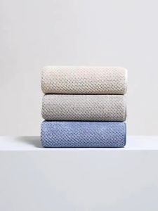 Japanese Style Microfiber Towel Not shedding hair Beach Towel Absorbent Soft Coral Fleece Bath Towel