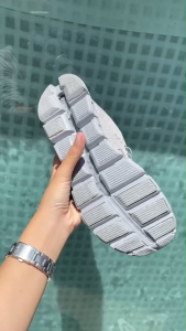 รุ่นOn Running Cloud5 รองเท้าวิ่ง มี 6 สี เบาสบายมาก Sz.36-45 Eu พร้อมกล่อง มีเก็บปลายทาง ราคาพิเศษ V43A201