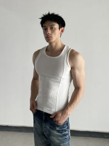 เสื้อยืดแขนกุดทรงเข้ารูปสำหรับผู้ชาย สีขาว ลายทาง กีฬาฟิตเนส ใส่กลางแจ้งในฤดูร้อน ระบายอากาศได้ดี สไตล์อเมริกัน