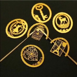 Metal hollow out creative bookmarks retro book clip stationery gift