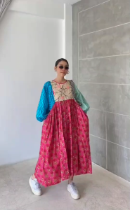 เดรสผ้าบล็อคคอทตอลอินเดีย ดีไซน์ต่อช่วงอกแต่งงานปัก แขนบอลลูน ต่อลาย ช่วงตัวฟรีไซส์ มีกระเป๋าล้วง☆ลายสวยโดดเด่นตามสไตล์ผ้าอินเดีย แต่งงานปักเพิ่มความเก๋มีกิมมิค สวยหรูดูแพง ใส่ชิคๆตัวเดียวจบค่ะ ♡ความมีเสน่ห์ของผ้าอินเดีย งานบล็อคไม้พิมพ์มือ แต่ละล็อต ได้