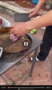 Dao chặt gà chặt vịt băm thịt thép không gỉ nguyên khối của Nhật nặng 450g sắc bén đầm tay chặt gọn gàng dễ sử dụng - Dao làm bếp