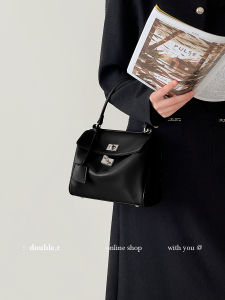 Double R Lazy Commuter Kelly Bag Womens 2025 New Handbag Single Shoulder Crossbody Tote Bag Soft PU Leather Casual Style