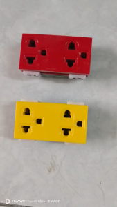 Panasonic เต้ารับคู่มีกราวด์ สีเหลือง สีแดง สีดำ พานาโซนิค WEG15929Y WEG15929R WEG15929H ปลั๊กกราวด์คู่ Full-Color Wide Series