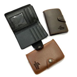 DOMPET PRIA SEDANG KANCING