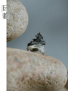 Exquisitely Carved Feather Sterling Silver Ring