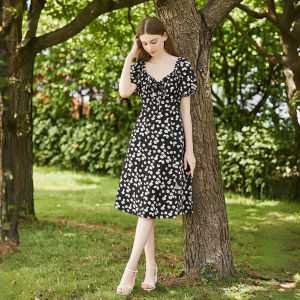 Ruffle Sleeve Tie Daisies Fitted Dress