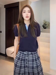 Blue Short Sleeve Knitted Polo Shirt Womens Style 2025 New Summer Thin Ladies Anti-aging Short Top Casual Wear Regular Length