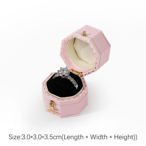 Vintage Portable Mini Ring Box Exquisite Fashion High-end Jewelry  Props Light Luxury Jewelry Box Engagement Ring Box