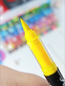 12/24/48/60/84/120/168 Colors Acrylic Paint Markers Brush Tip Water Based Acrylic Markers with Automatic Ink Control System Waterproof Acrylic Paint Pens for Rock Painting Wood Fabric Egg Christmas Gift