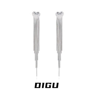 Elegant Long Tassel Heart Shaped Metal Ear Cuff Fashionable Korean Style Womens Jewelry Accessory Fresh out New Arrival