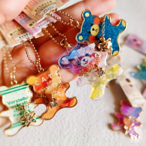 Wish Fulfilling Bear Keychain Bag Pendant Metal Acrylic Zipper Buckle Fashionable Accessory from China Unique Design