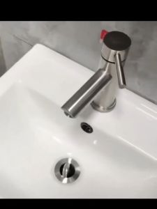 Tiles Cleaner: Removing Stubborn Stains in 5 Minutes