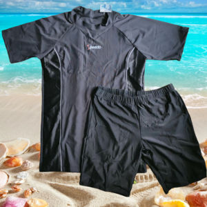 Bộ đồ bơi nam màu đen quần lửng 2 lớp chất chống nắng giữ nhiệt  68-84 ký giá rẻ