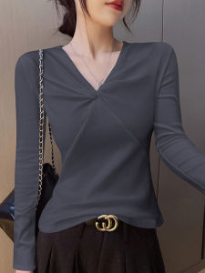 เสื้อยืดคอวีทรงสลิมฟิตผ้าโมดอลสำหรับผู้หญิง ฤดูใบไม้ผลิและฤดูใบไม้ร่วง เสื้อเชิ้ตแฟชั่นบางๆ สวยงาม ระบายอากาศได้ดี