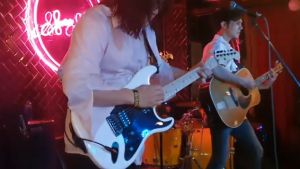 Century กีต้าร์ไฟฟ้า Electric Guitar รุ่น DST Dark Series Stratocaster ทรง