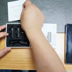Mikrofon lavalier nirkabel untuk Android-kualitas suara jernih untuk merekam/streaming langsung