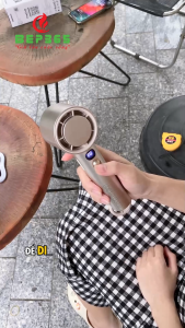 Quạt Mini Nanoco NHF4858G Cầm Tay – Sò Lạnh Pin Lithium 20 Cấp Độ Gió – Làm Mát Nhanh - BST