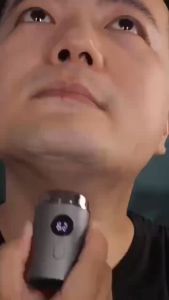 Máy cạo râu mini cao cấp SD-2 Phiên bản mới máy chạy êm thiết kế nhỏ gọn mang đi du lịch - Hàng nhập khẩu.