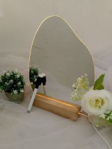 Cermin Aesthetic Lipat Make Up Rias Meja Korea Kaca Irregular Mirror