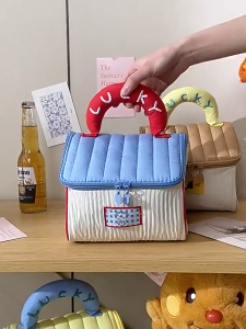 WRF111 Tas Kosmetik Lucky Make Up Kapasitas Besar Berbentuk Rumah Jinjing TKM