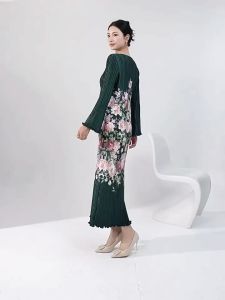 Đầm Dáng Dài Tay Dài Họa Tiết Hoa Phong Cách Vintage Chất Thun Dập Ly Lò Xo Cao Cấp - 55KG.LINH