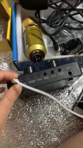 Combo 5 món Bộ mic hát thu âm livestream soundcard V8 và mic Bm900 có dây  kèm tai nghe giá đỡ mic và giá đỡ điện thoại