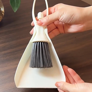 Durable Small Broom Dustpan Set Plastic Hand Desktop Clean Brushes Home Desk Keyboard Broom Pet Rat Cage Corner Cleaning Tool