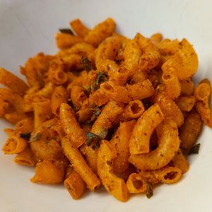 Makaroni bantet pedas daun jeruk 500 gr termurah enak