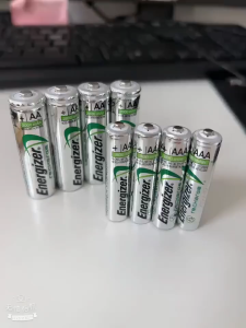 AA/AAA rechargeable battery with 4-slot LCD Tape screen independent charging charger