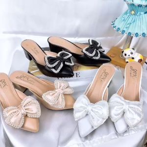 Giày sục cao gót vuông 5p bít mũi da mềm kết nơ đính hạt châu bi  BM39