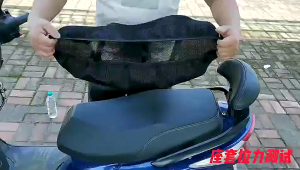 Motorcycle Seat Cover Anti-Scratch Waterproof Net Cushion Universal Durable 3D Mesh Net Seat Cover Black Anti-Slip Protector