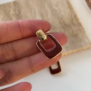 Anting Retro Vintage Wanita Korea  Model Tusuk Tindik Stud Earrings Giwang Hijab Jilbab Gaya Elegan Aksesoris Anting Hello Girl E02