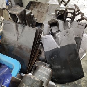 CANGKUL BAJA TEMBUS ASLI 17 cm KOLONG TEBAL ANTI LENGKET TAJAM SAMPAI HABIS - ALAT BERKEBUN - ALAT PERTANIAN