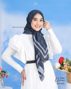 Qira Scarf Arrafi Jilbab hijab kerudung wanita dewasa segiempat motif daily simple mewah terbaru new terlaris terkini modern kekinian murah viral lebaran 2024 adem mudah di bentuk cantik bahan voal exclusive cantik bayar ditempat COD gratis ongkir