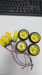 Smart Car Robot Wheels 4 DC 3-6V Deceleration TT Motors +4 Wheel Set Wheel Motors
