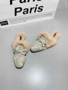 Elegant Embroidered Womens Flat Bottom Mules Indoor Outdoor Slip-On Fashionable Half-Covered Toe Faux Fur Slippers
