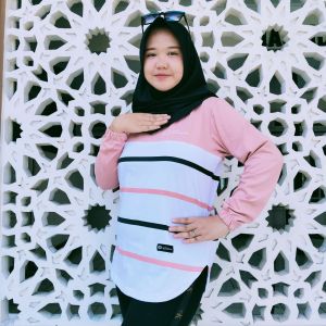 KAOS ATASAN WANITA MOTIF KOMBINASI SALUR BAHAN KATUN ADEM