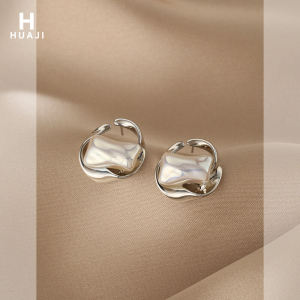 Unique Geometric Pearl Earrings Silver Color Women's Fashion Jewelry: An Elegant Personality Hoops Korean Style Alloy Embedded