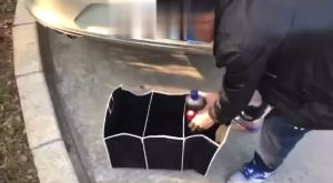 กระเป๋าจัดระเบียบในรถ หมดปัญหากับการไม่มีที่วางของในรถ ขนาดช่องแบ่งออกเป็น 3 ช่อง จุของได้เยอะ