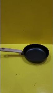 Chảo chống dính nội địa Nhật Carote size 20cm cao 5cm (mã 1158) Dùng được bếp từ_Hàng nội địa Nhật đã qua sử dụng