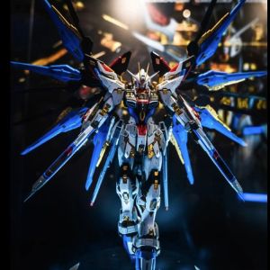 Buildable Robot Model for Boys