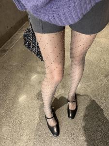 I like the Three-Dimensional Sense ~ Colorful Dots Quilted Contrast Colors Slimming Design Is Excellent